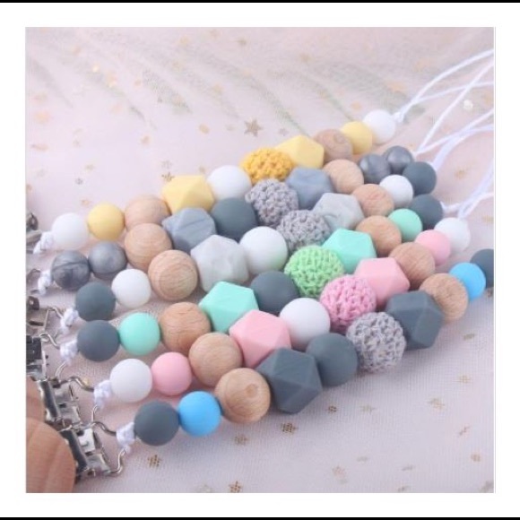 Pacifier clips - Picture 2 of 6